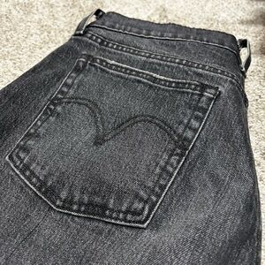Levi wedgie straight size 30 jeans
